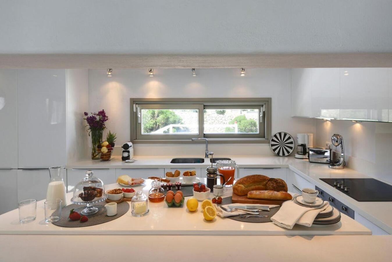 Villa Dafni 4Bed With Pool In Kalafatis Spilia Mykonos Town Экстерьер фото